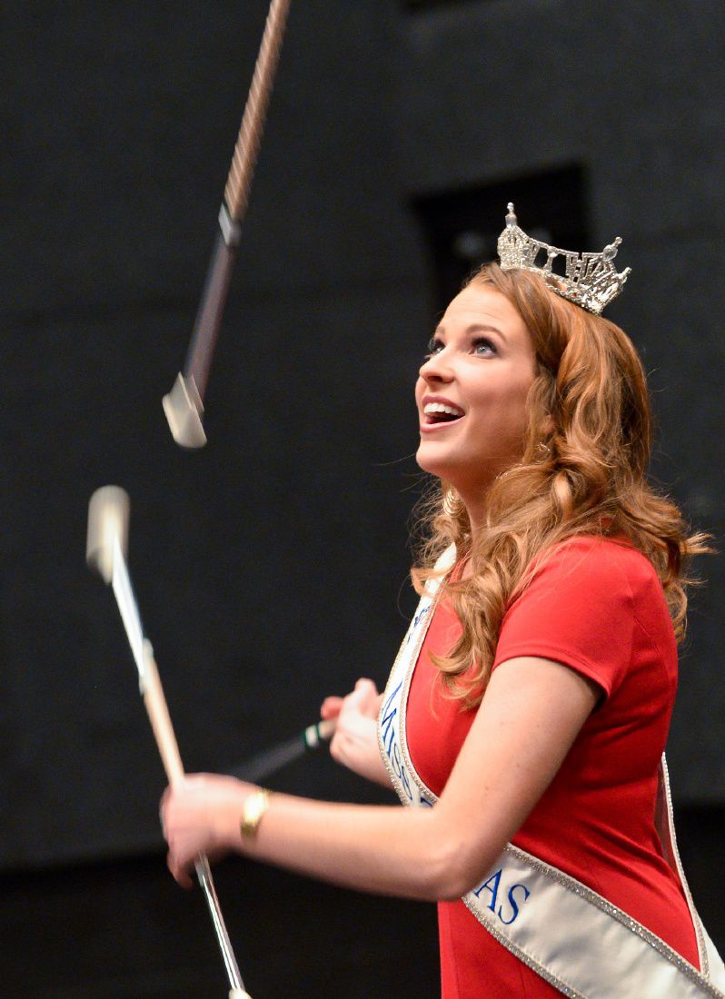 <strong>Caroline Carothers<br>Miss Texas 2016</strong>